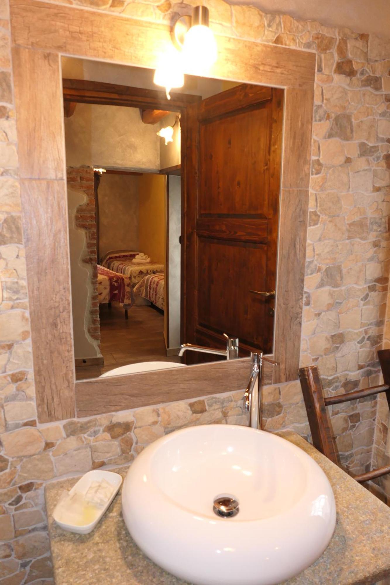 La Slitta Bed & Breakfast Roure Turin Bagian luar foto