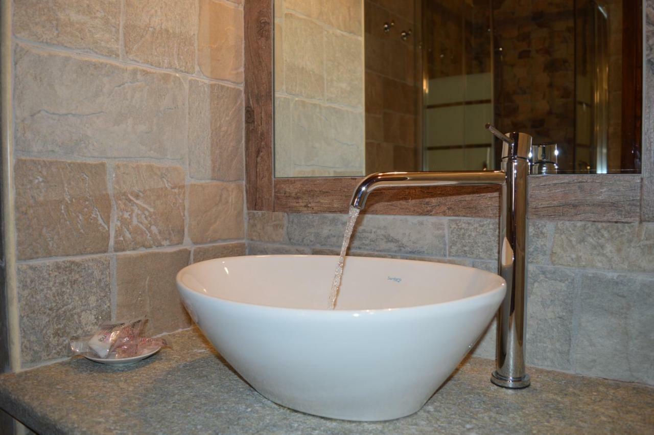 La Slitta Bed & Breakfast Roure Turin Bagian luar foto